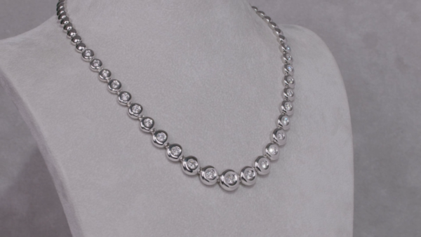 D-362 | Collier