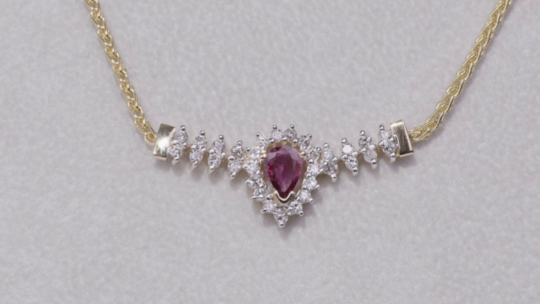 B-593 | Collier Rubino