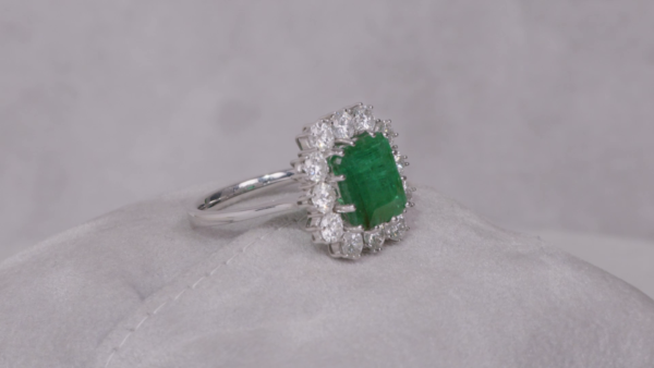 L-28 | Anello Smeraldo Colombia