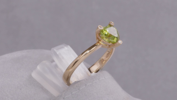 F-1117 | Anello Peridoto - immagine 2