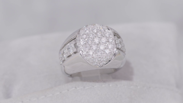 B-704 | Anello