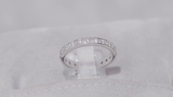 B-170 | Anello