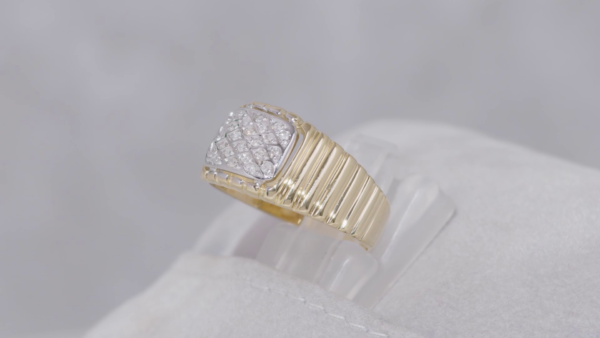 B-713 | Anello